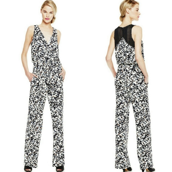FabulistaThe's tweet photo. So good I had to share! Check out all the items I'm loving on @Poshmarkapp #poshmark #fashion #style #shopmycloset #katespade #bloch #vincecamuto: https://t.co/D0wZ81lWMl https://t.co/GsvBepWxmX
