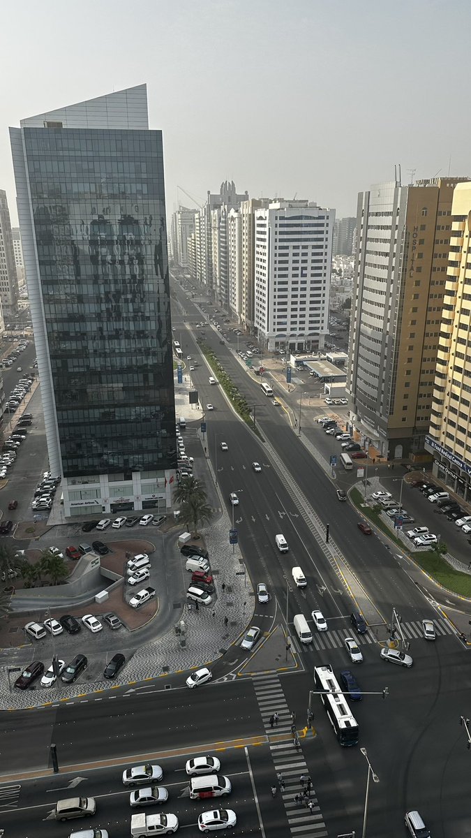 Good morning #AbuDhabi  💜☕️✨