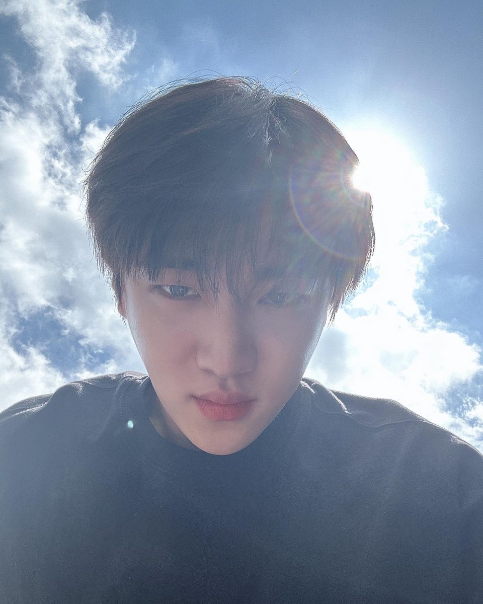 parkjaechanpics's tweet photo. https://t.co/Gf94KphFJW