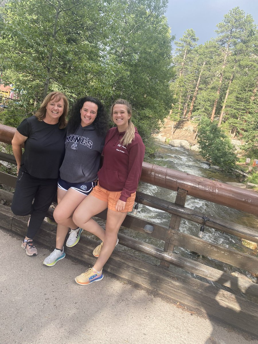 EllenShull23's tweet photo. Had a great trip to Colorado for college orientation. Got to make some fun memories during this trip with my family including a rockies game, hiking in the mountains, and fireworks in downtown Denver! Can’t wait for Colorado to be my new home for 4 years! https://t.co/CzC3TRD7G2