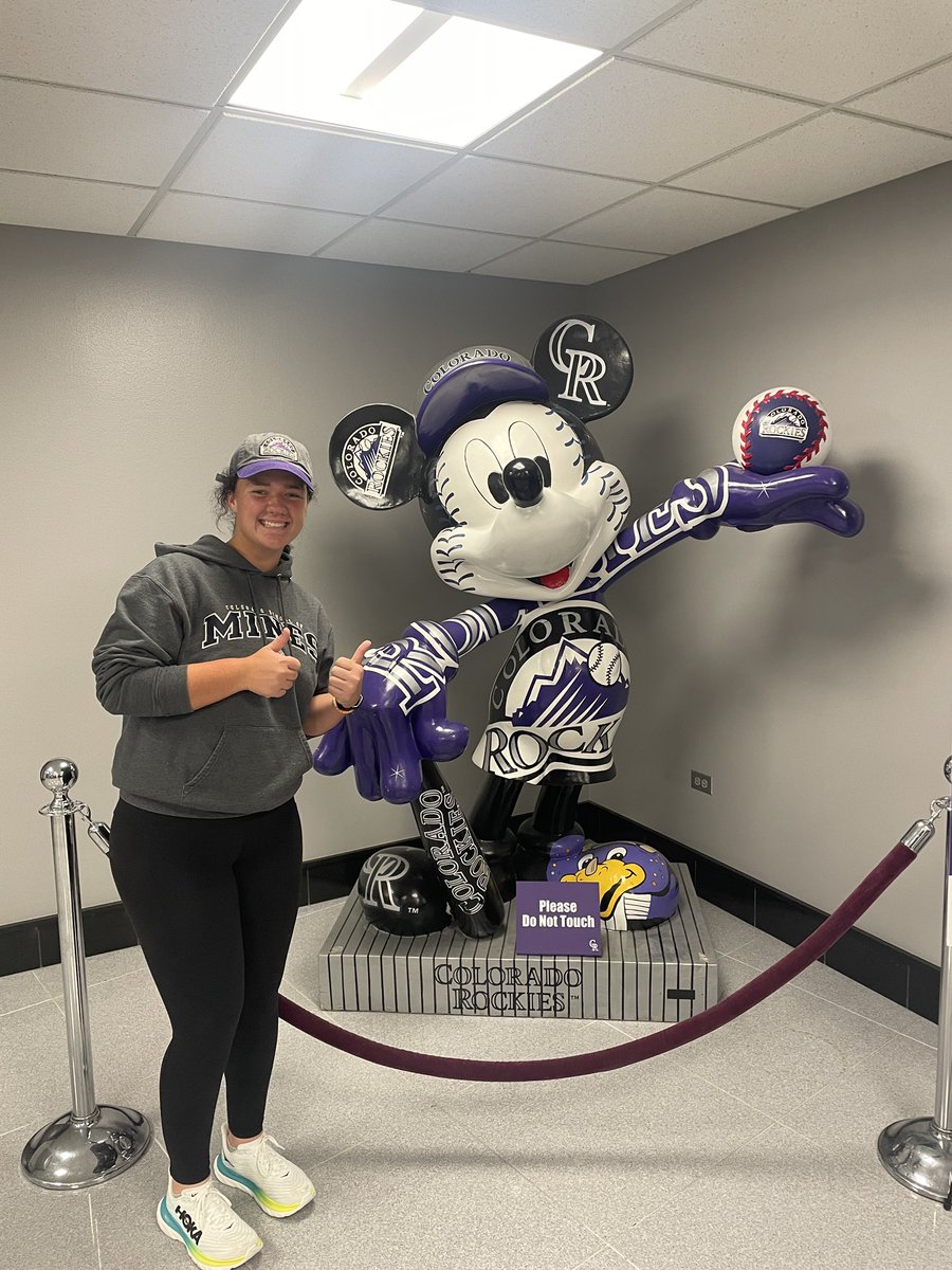 EllenShull23's tweet photo. Had a great trip to Colorado for college orientation. Got to make some fun memories during this trip with my family including a rockies game, hiking in the mountains, and fireworks in downtown Denver! Can’t wait for Colorado to be my new home for 4 years! https://t.co/CzC3TRD7G2