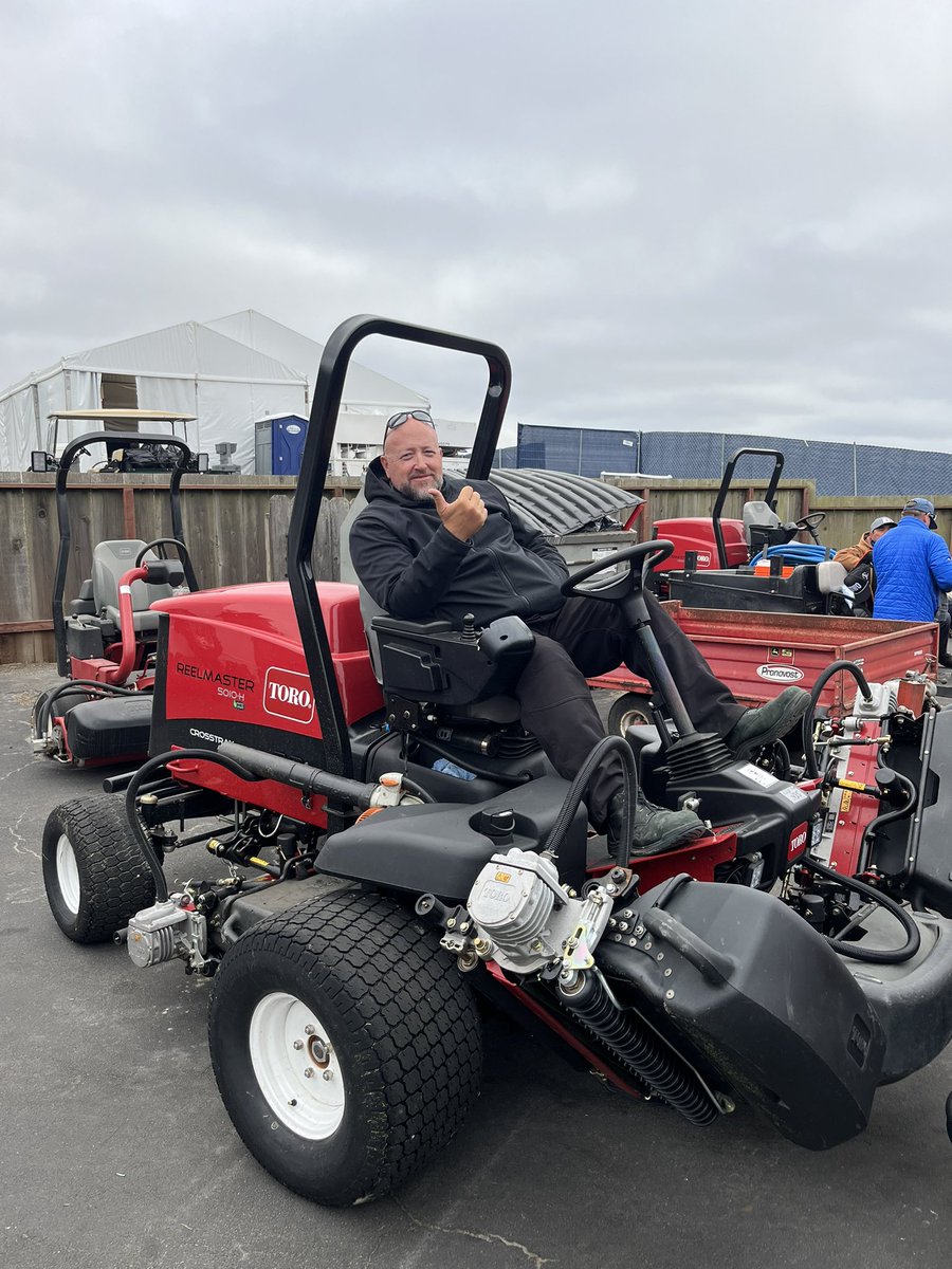 Seed King Enterprises LLC (@seedking663) on Twitter photo <a href="/mfdonahue/">Michael Donahue</a> <a href="/PebbleBeachGolf/">Pebble Beach Golf</a> <a href="/womeninturfteam/">Women in Turf Team</a> <a href="/uswomensopen/">U.S. Women's Open</a> <a href="/ToroGolf/">Toro Golf</a> Even caught Michael on a mower heading out! <a href="/sincitygcsa/">SNGCSA</a> <a href="/GCSAA/">GCSAA</a> <a href="/GCSAA_SW/">Jeff Jensen</a> <a href="/mfdonahue/">Michael Donahue</a> <a href="/PebbleBeachGolf/">Pebble Beach Golf</a> <a href="/womeninturfteam/">Women in Turf Team</a> <a href="/uswomensopen/">U.S. Women's Open</a> <a href="/ToroGolf/">Toro Golf</a> Even caught Michael on a mower heading out! <a href="/sincitygcsa/">SNGCSA</a> <a href="/GCSAA/">GCSAA</a> <a href="/GCSAA_SW/">Jeff Jensen</a>