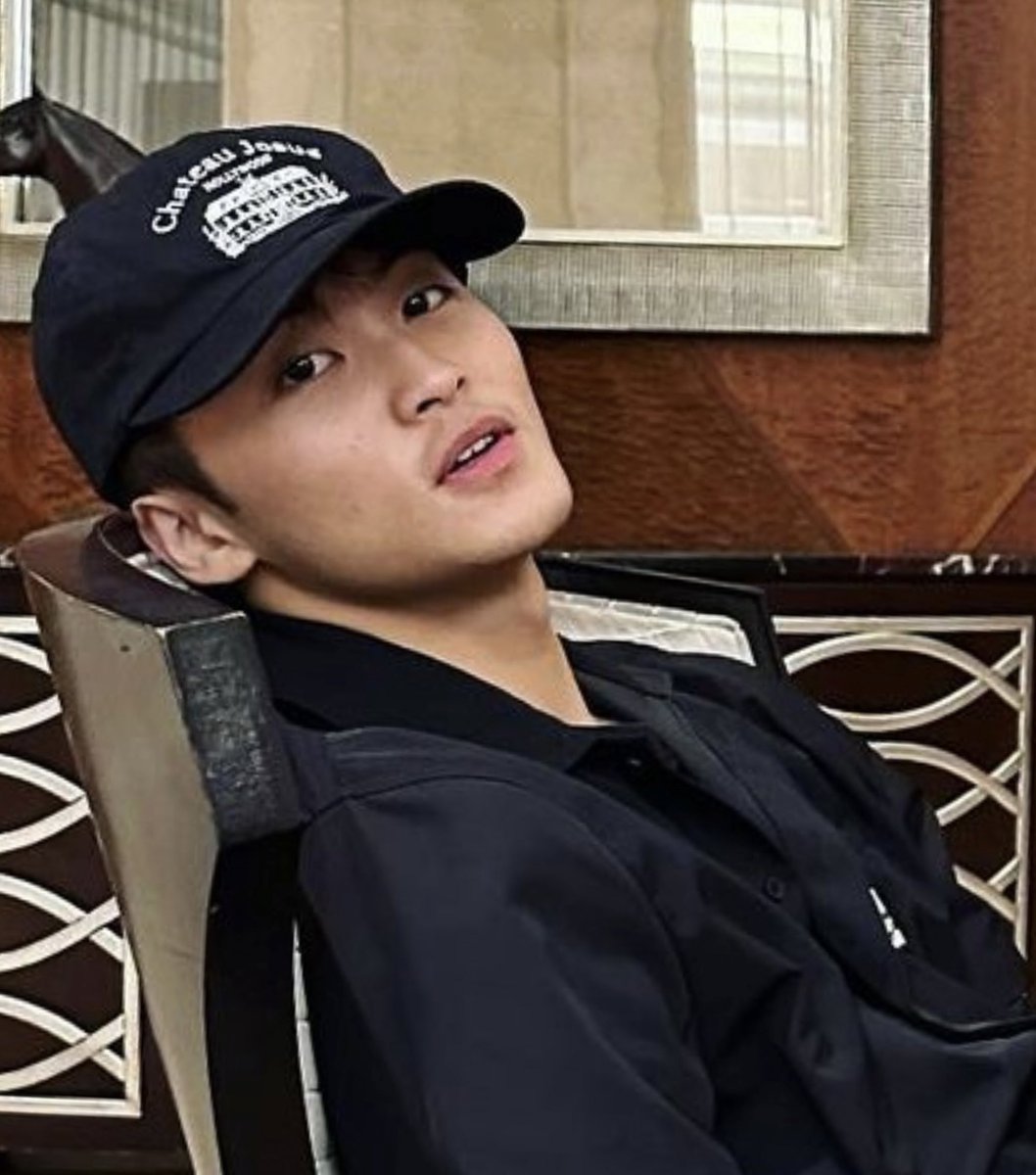 Ieemarkees's tweet photo. mark in santiago https://t.co/20Kjzv8yBG