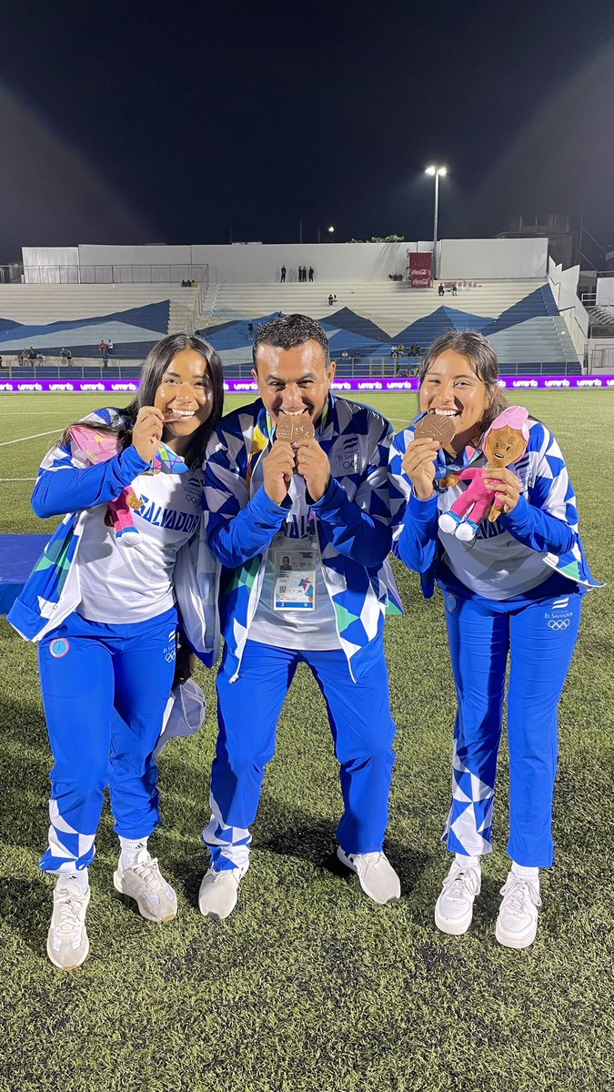 Es para El Salvador 🇸🇻 !!!!!