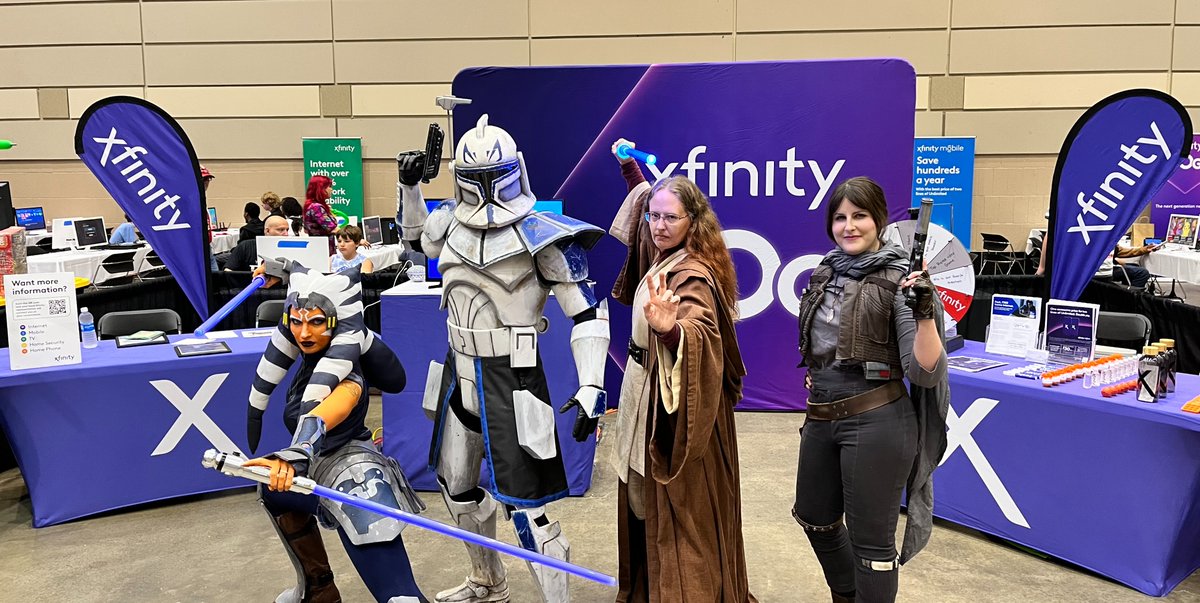 GAME ON! Just one week ago, we were meeting some 🦸 super friends at the Xfinity eSports 🎮 gaming lounge at @CCComicCon in #Lansing. 💜 💚 💜