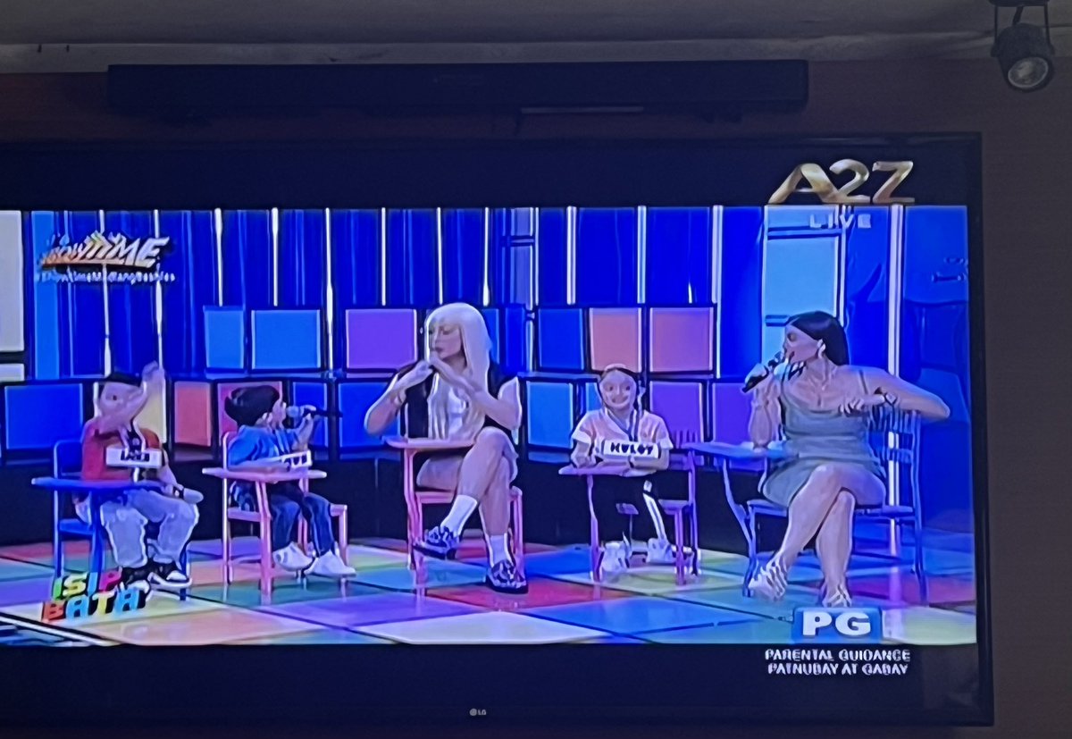rbmamuyac's tweet photo. Love ka talaga ng madlang pipol Argus ang galing sumagot ng batang to.
#ShowtimeMadlangBeshies https://t.co/7Y3yWM8kR3