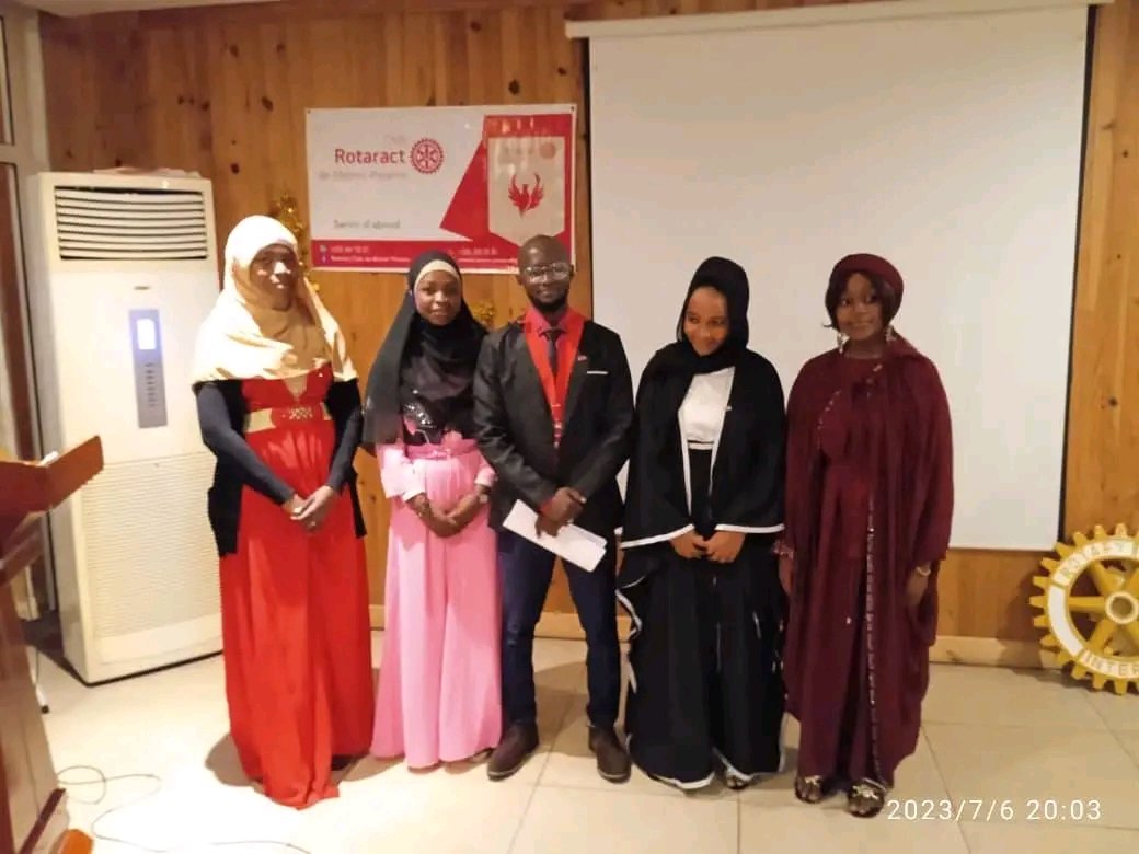 AKaissoiria's tweet image. #ceremonie_de_passation_de_collier et #Intronisation 

Un grand honneur et réel plaisir de faire "officiellement" partie de la #rotaractfamily et être secrétaire  du Rotaract Club de Moroni Phoenix pour l'année rotarienne 2023/2024 sous le thème #creeonsdelespoirdanslemonde .