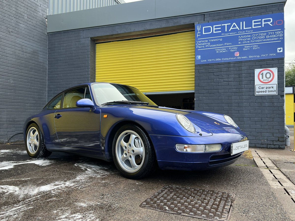 cliveford71's tweet photo. A stunning 993 911 C4 leaving to go to it’s new home supplied by Border Rievers Porsche, cared for by @IoThedetailer https://t.co/FHyFmVYVIf