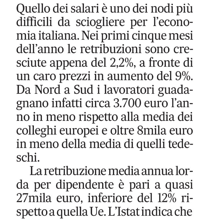 profgviesti's tweet photo. Il nodo principale della politica economica italiana.
Livelli e dinamica dei salari troppo contenuti.
Conseguenze: molti poveri nonostante lavorino, potere d’acquisto contenuto di classi medie e medio-basse, debole domanda interna, crescenti disuguaglianze 
(Istat) https://t.co/SFpg8bxuUb