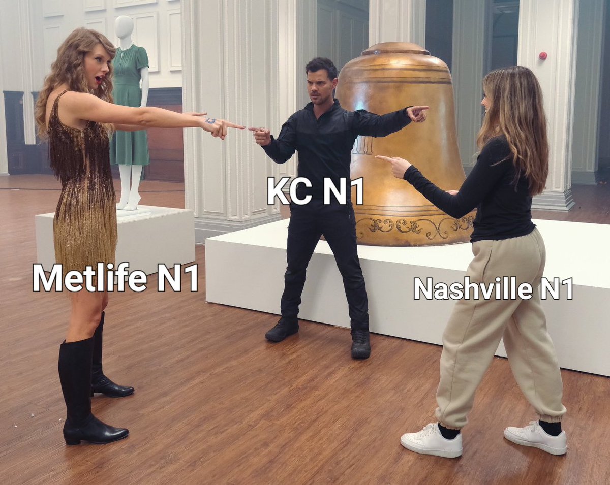 Most unhinged nights of tour so far :
#KCTSTheErasTour #ICanSeeYouMusicVideo