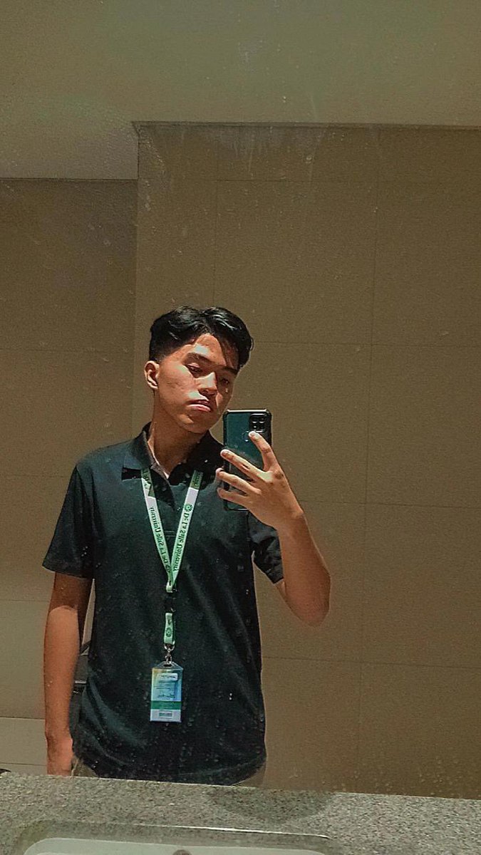 TateredAtreus's tweet photo. your loss @thelovevolet https://t.co/33XYw6hgaG