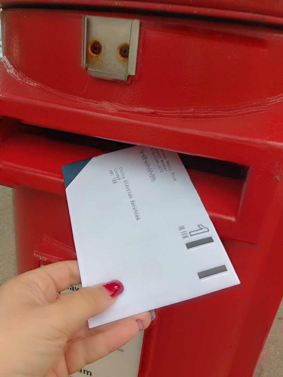 rob_kelsall's tweet photo. With just two weeks until the end of the term, it’s vital that  @NAHTnews members return their ballot paper.

Already thousands have told us they’ve done so, but don’t leave it to someone else to make your voice heard.

Find that ballot paper, vote YES ✅ and post it back today! https://t.co/U03xkQyfzM