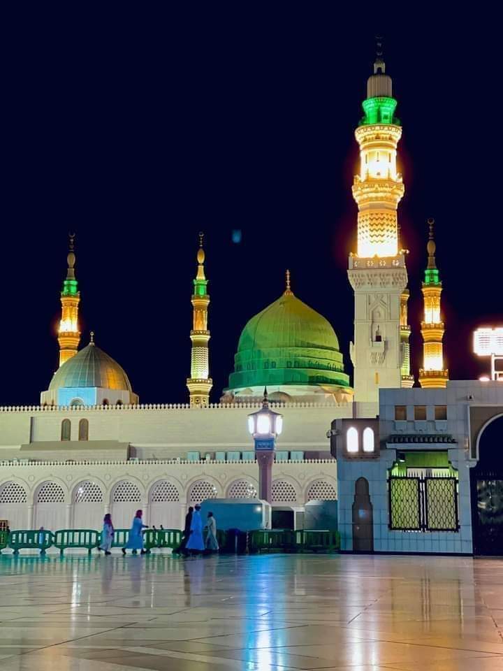 FarsheedArizad's tweet photo. @W1AF8 @Haqlara @charagh_786 @ByKhram @AKhitab313 @AbdulHaqHammad2 @Umati20 @Umarmubariz0 اللھم صل وسلم وبارک علي‌سیدنا ونبینا
ومولٰنا محمد وعلي‌آله وأصحابه أجمعین https://t.co/UAuXFmoxS6