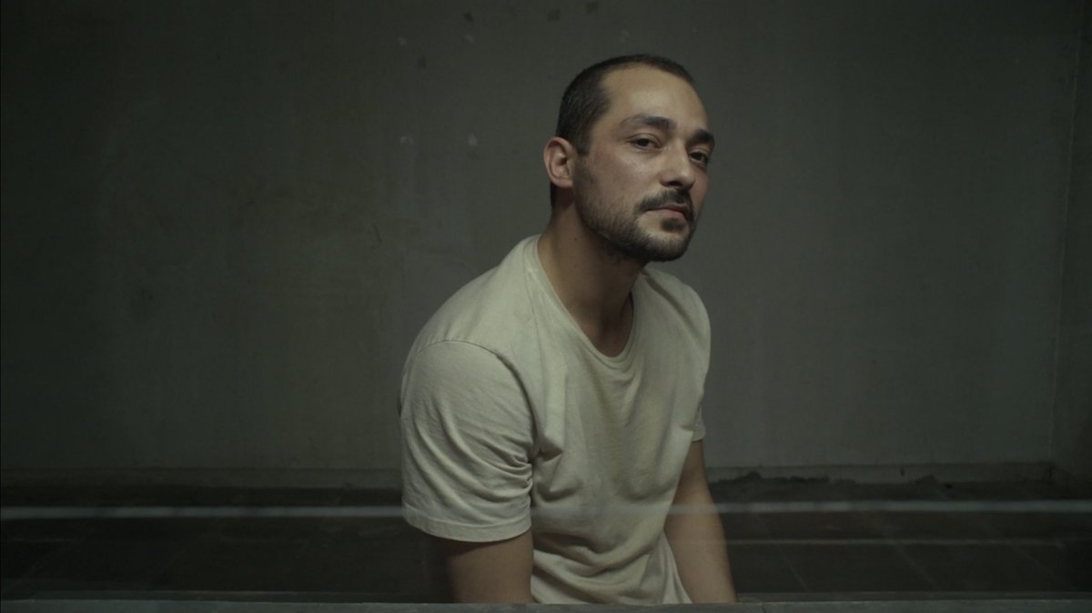 Dantinhas's tweet image. Gênios. #OsOutros