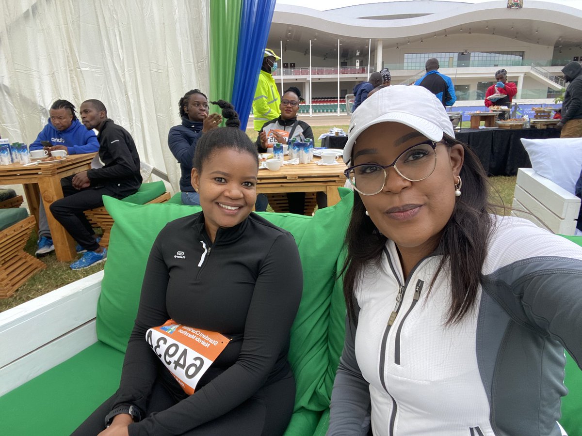 chichiLale's tweet photo. #stanchartnairobimarathon https://t.co/89puVifxxX