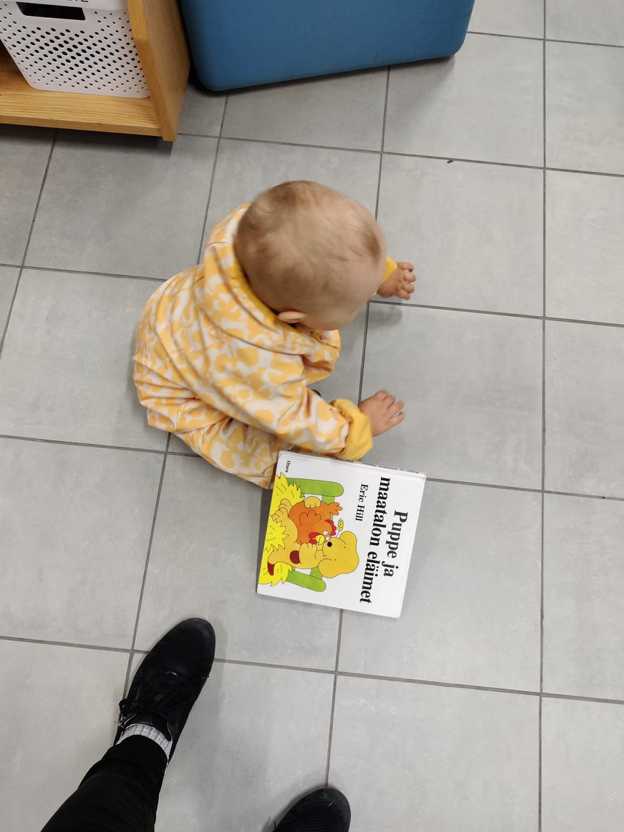 KirsiRehunen's tweet photo. @LeenaViikari Vietän heinäkuun lapsenlapsen kanssa. #mummu Vakaopena tänä vuonna heinäkuussa lomalla, toivottavasti toinen vanhemmista ensi vuonna heinäkuun lomalla. https://t.co/KESUyep5Lr