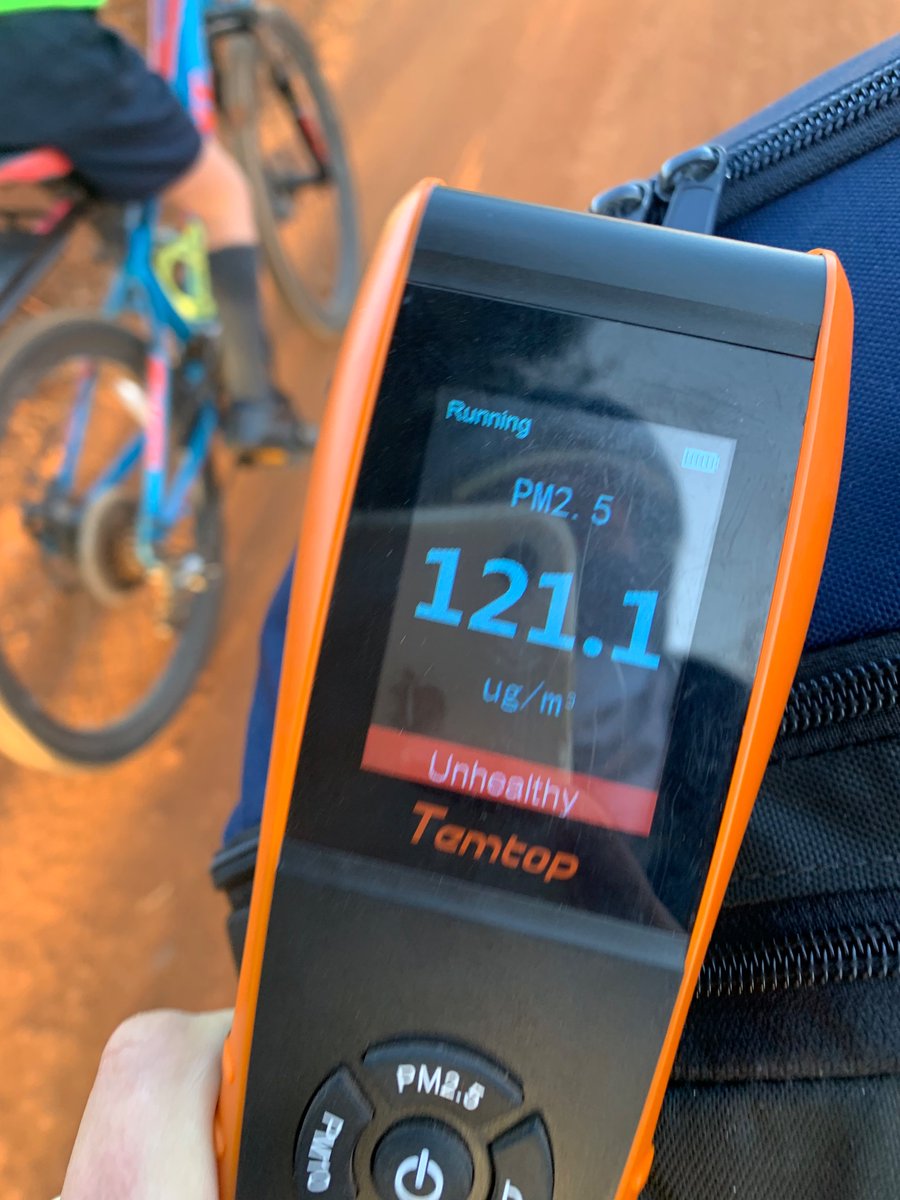 LadybirdCycles's tweet photo. 07/07/23 — #SnuffelFiets recording average 25mg/m3. @IQAir what is the recommendation to wear an air pollution mask according to the PM2.5 level?
(30.9mg/m3 is in the school grounds.)
#baksfietmoeder
#airquality
#environment
#bicycle
#activemobility
#ClimateChange https://t.co/nBqoWjcid9