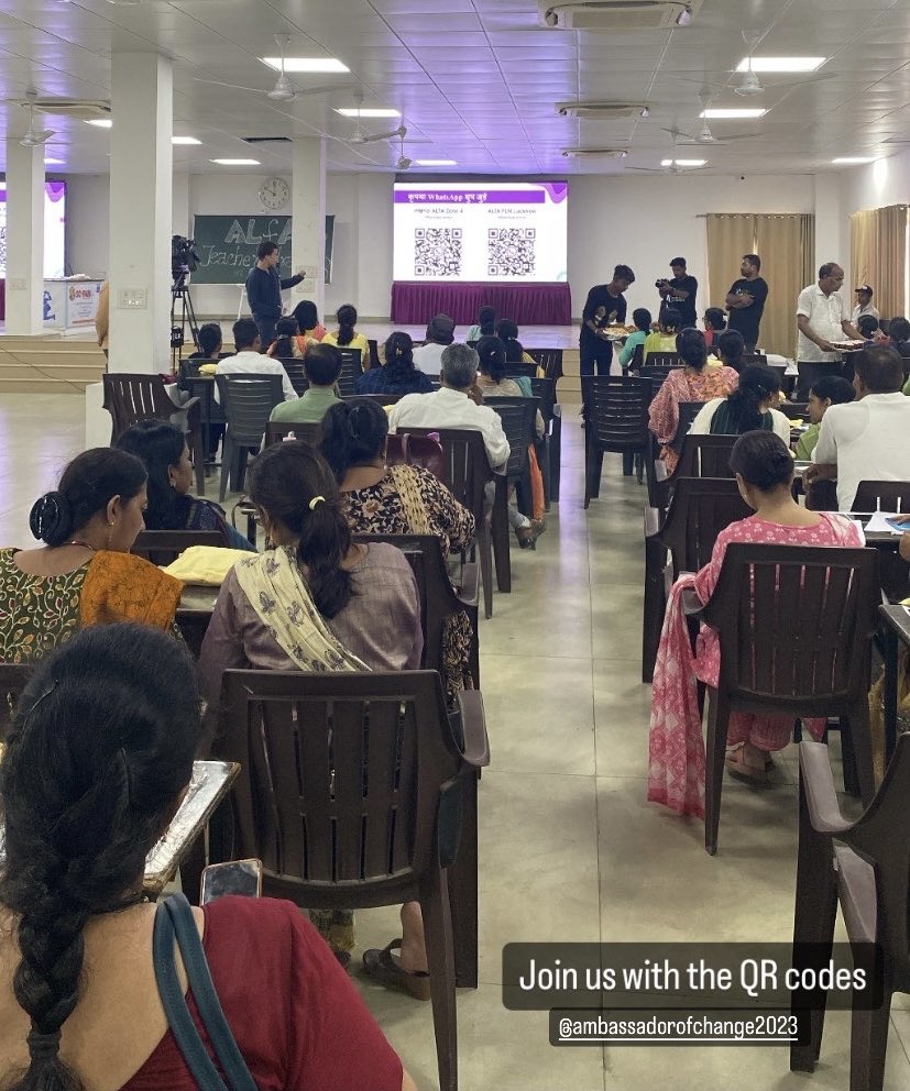 Anaika_Pathak_'s tweet photo. Exciting session about ALfA method of training in CMS today! 
Interacting with Government school teachers across lucknow and encouraging them to adopt the new methodology! @DEVI_Sansthan @DrSunitaGandhi @CmsJaiJagat https://t.co/IK6SnJtep5