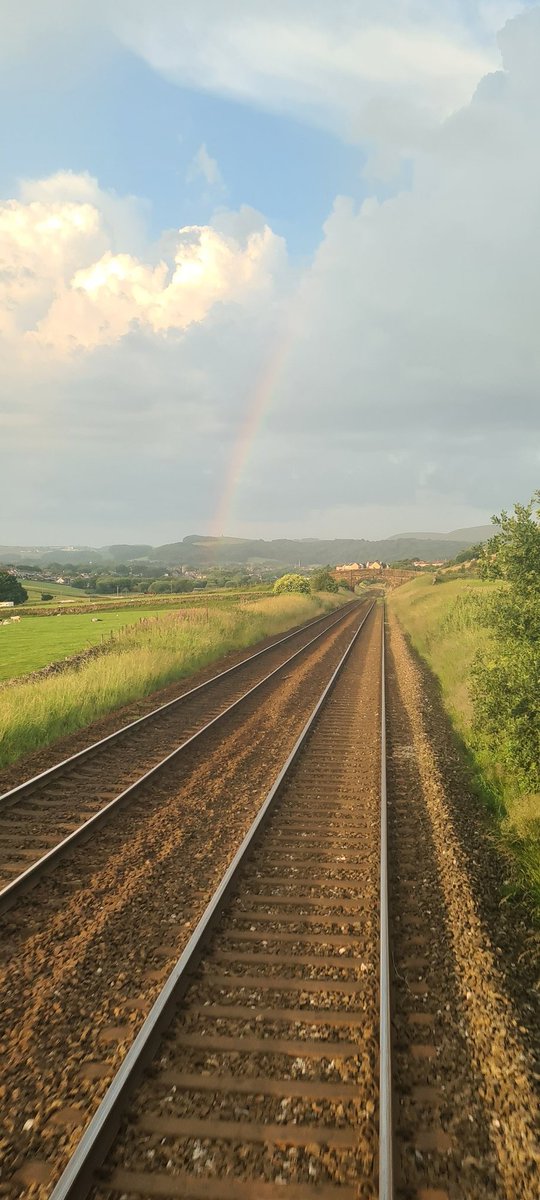 The 05:50 out of Buxton with a Rainbow for the start of Carnival Day 🌈 <a href="/northernassist/">NORTHERN 🚆</a>