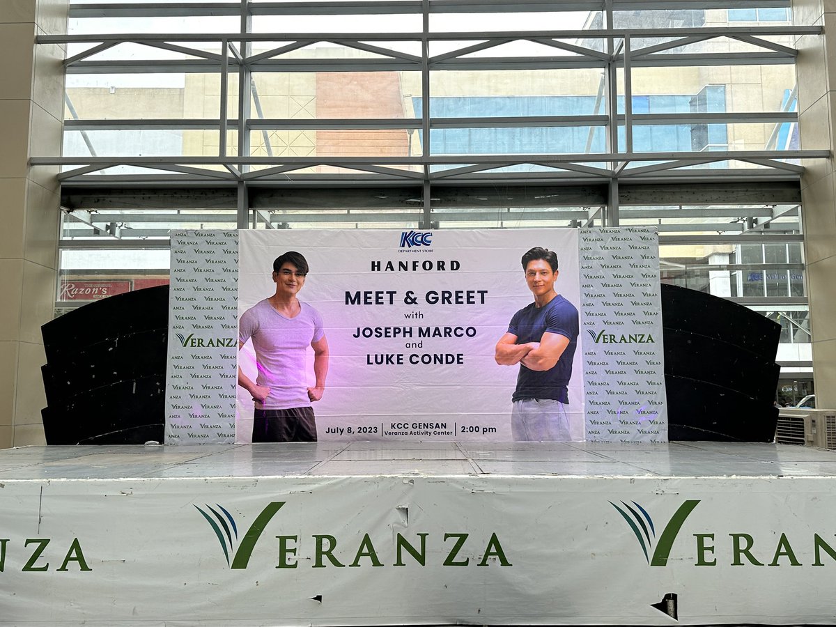 michaelcarbon's tweet photo. Here at the Meet and Greet Event with Hanford Ambassadors - JOSEPH MARCO and LUKE CONDE here at the Veranza Mall Activity Center brought to you by KCC Department Store. Show starts at 2PM. Kitakits mga Viii!
#MCFeatures #MichaelCarbon #KCCDepartmentStore #MoreChoices #Hanford https://t.co/LJG2wJF4Kd