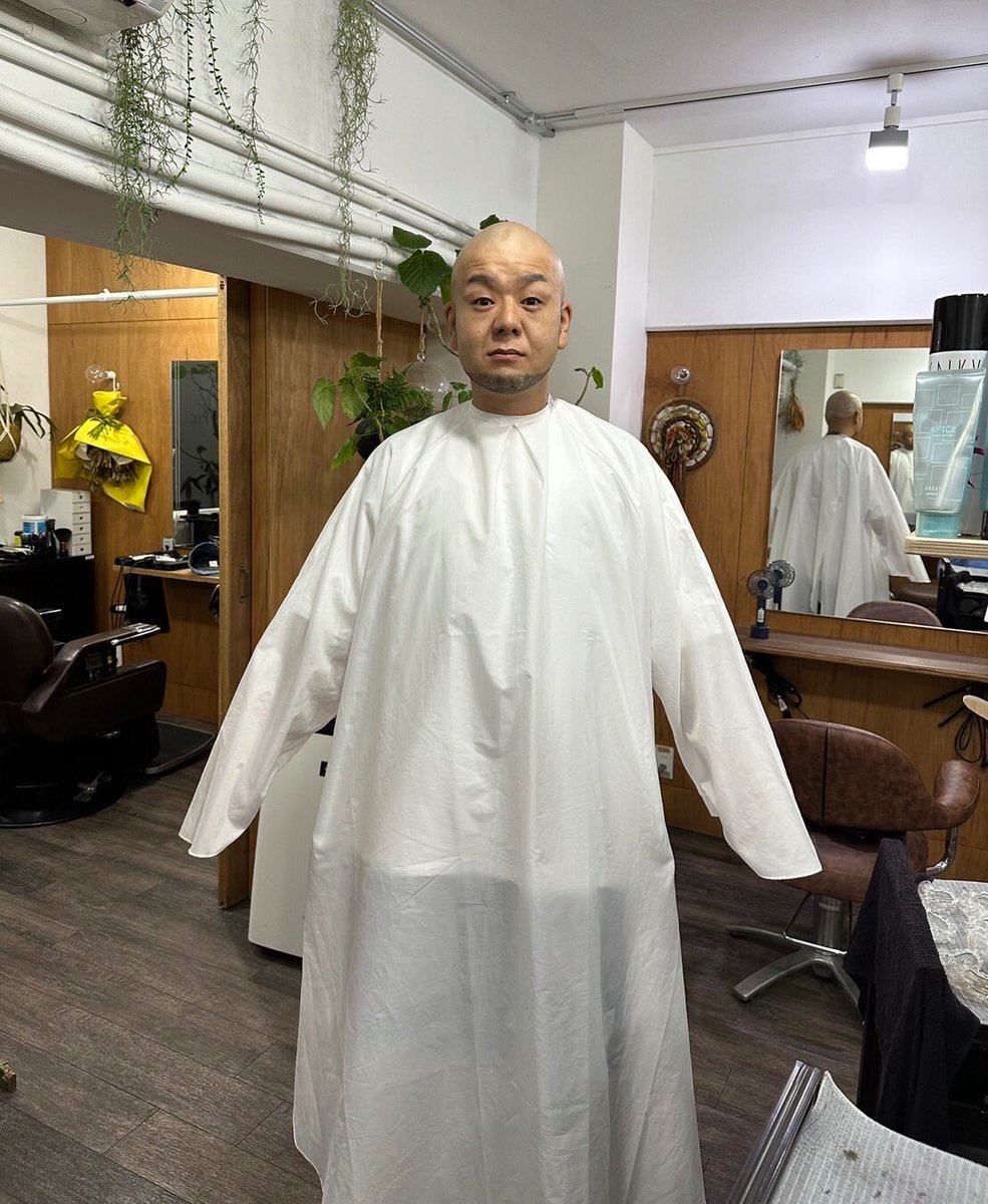 SSKS_SMOKING's tweet photo. 絶対晴れる！
降ってもぱらっとですね！
てるてる坊主にパワーを！ https://t.co/PTDYbfixOw