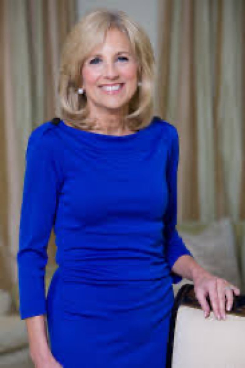 Drop a 💙 (or two) for Dr Jill Biden! 💙💙