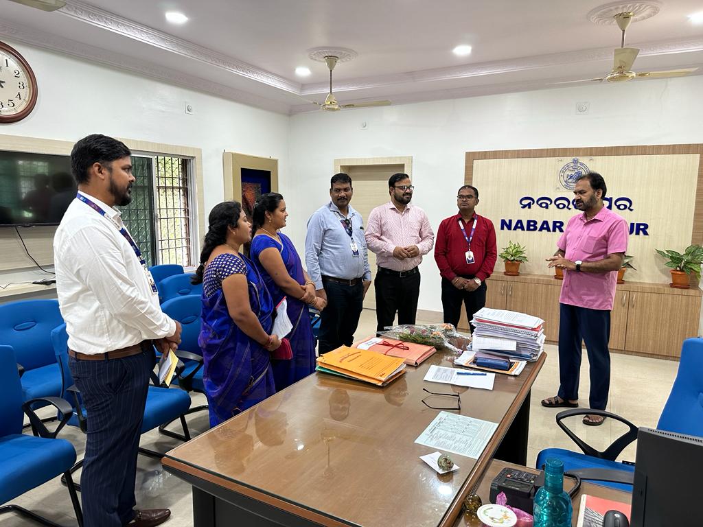 DMnabarangpur's tweet photo. Maa Manikeshwari SHG, Charamula of Tentulikhunti Block in Ngpur. Dist. has obtained loan assistance to the tune of Rs.20.00 Lakh under PMFME from SBI, Khatiguda to augment their chhatua manufacturing unit with state of the art equipment. @CMO_Odisha @mission_shakti @CGMSBIBhu https://t.co/e2eirlKnoW