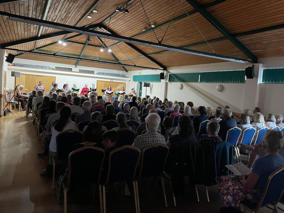 Great response from our Dibden Purlieu audience tonight to our Summer Concerts. Blackfield and Totton next week.
ticketsource.co.uk/watersidemusic…
Be a shame to miss them.