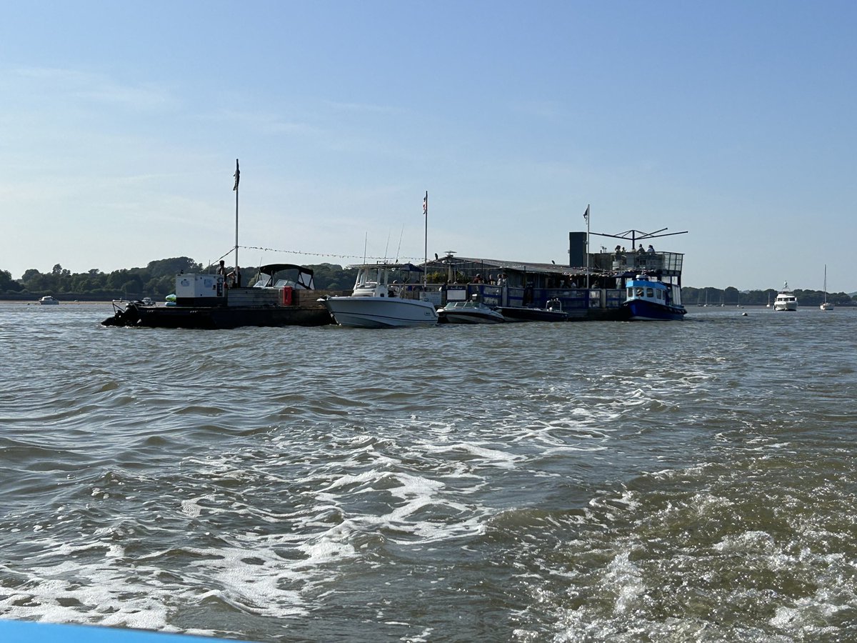 Baztheboat's tweet photo. A grand day out! Dining afloat at the River Exe Cafe (busman’s holiday for us 6 narrowboaters🤷).  #riverexecafe  #devon https://t.co/Iak2AXrt90