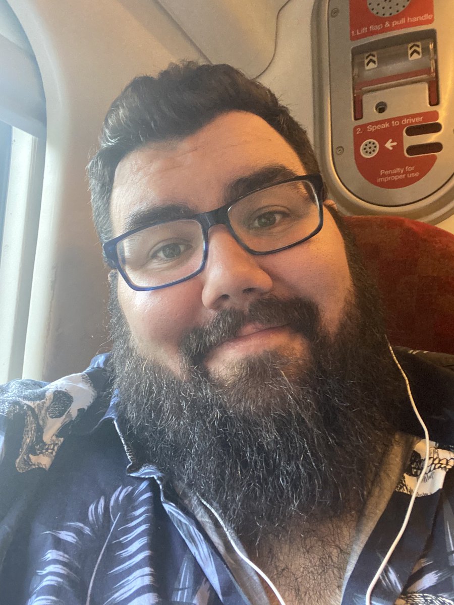 mike_moans's tweet photo. Road to #Griffcon baby! https://t.co/aY3qNGKsaM
