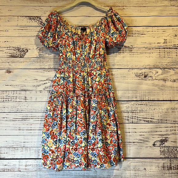 MsDee43's tweet photo. So good I had to share! Check out all the items I'm loving on @Poshmarkapp #poshmark #fashion #style #shopmycloset #americaneagleoutfitters #jcrew #anewday: https://t.co/xPQYISQ469 https://t.co/zCuoZ04JwA
