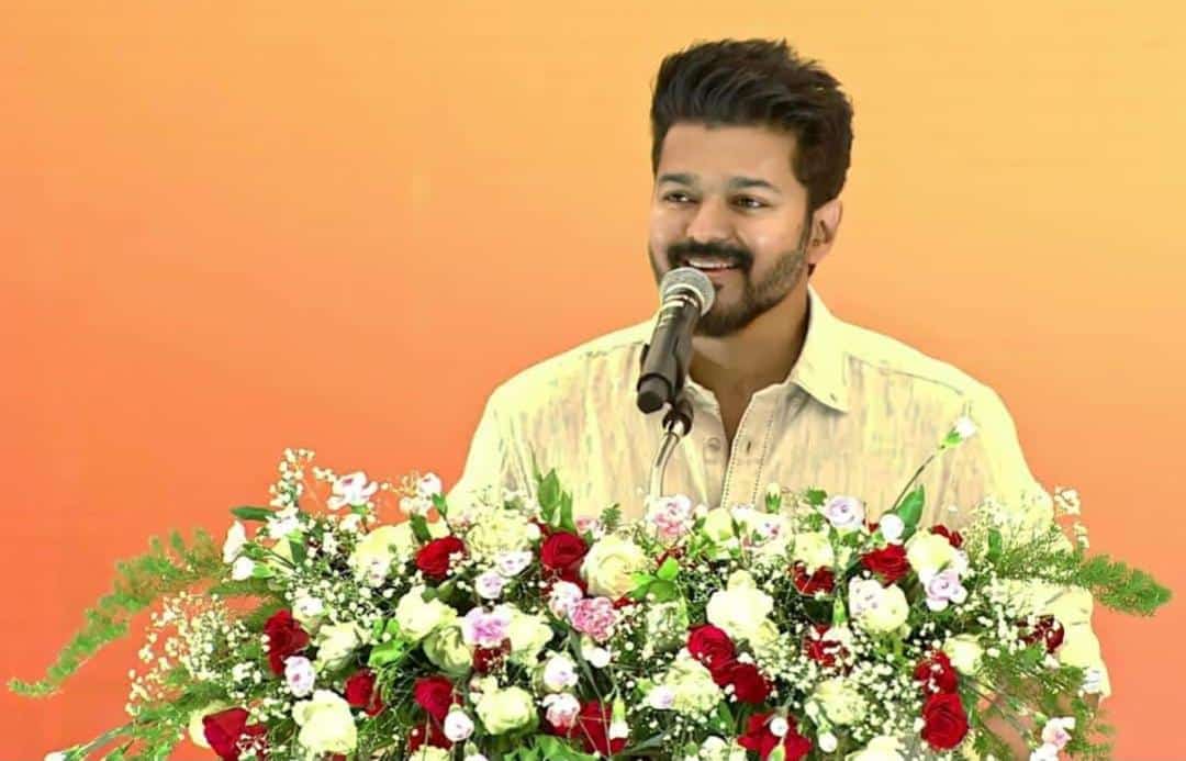 my_steristic's tweet photo. Hii tweeps... ❤

ഒരുപാട് നാളുകൾക്കു ശേഷം..... 🙂

#afterabreak #thalapathyfan https://t.co/DoZVqdtm8i
