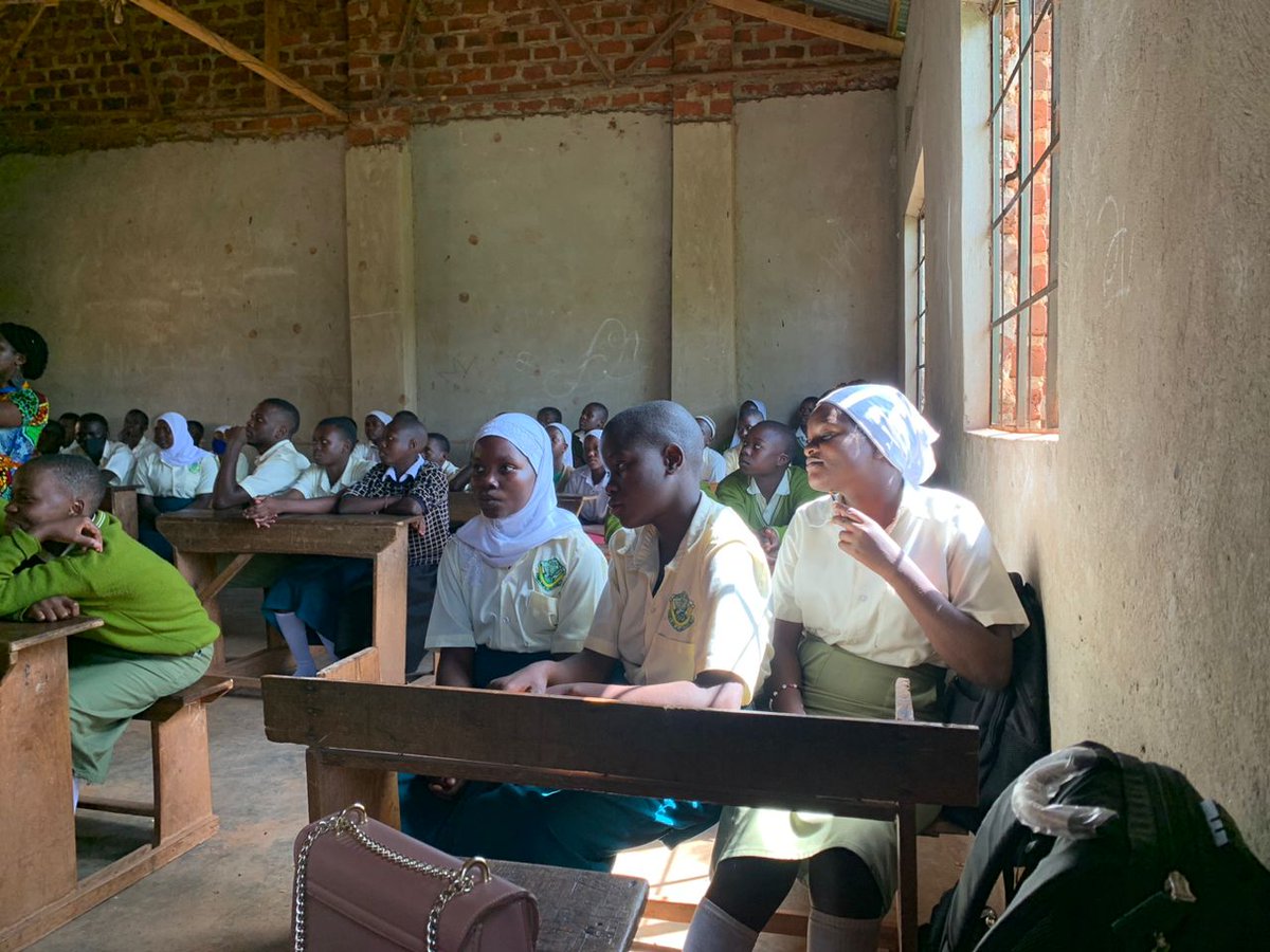 We are glad to have partnered with the Period Equality Network members @Togetheraliv and @KalekeKasome to engage local leaders and young people in a #MenstrualJustice dialogue at Mpigi High School.