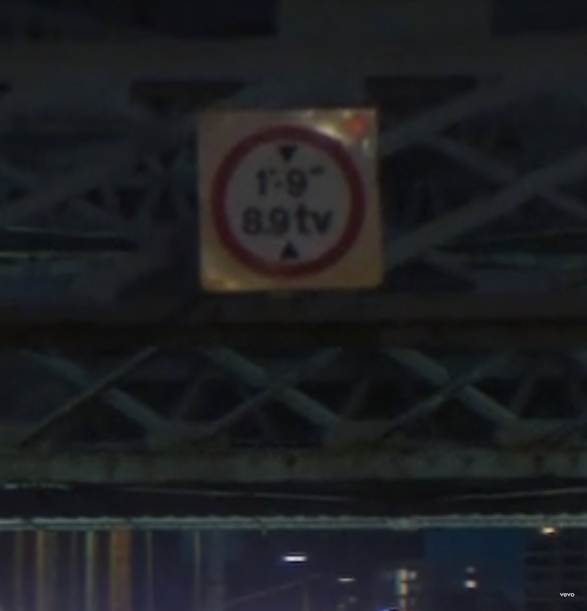 Justaredswiftie's tweet image. ARE WE OK ?