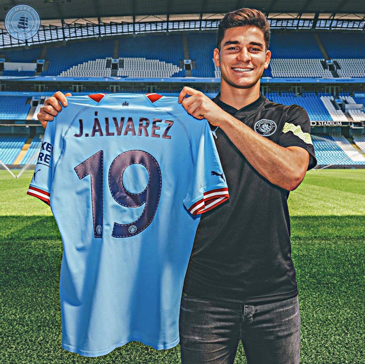 Julián Álvarez was confirmed as a Manchester City signing