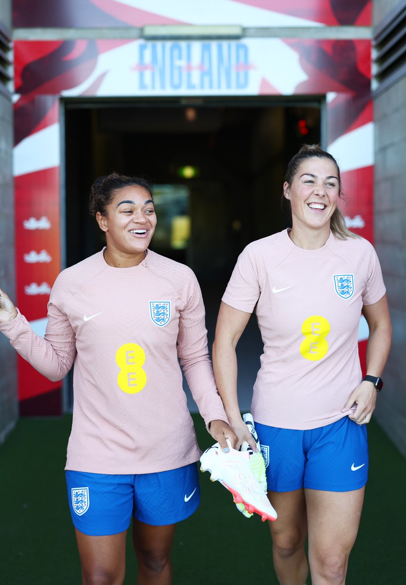 😊 No better way to wake up this morning...

Training pics inbound 🙌