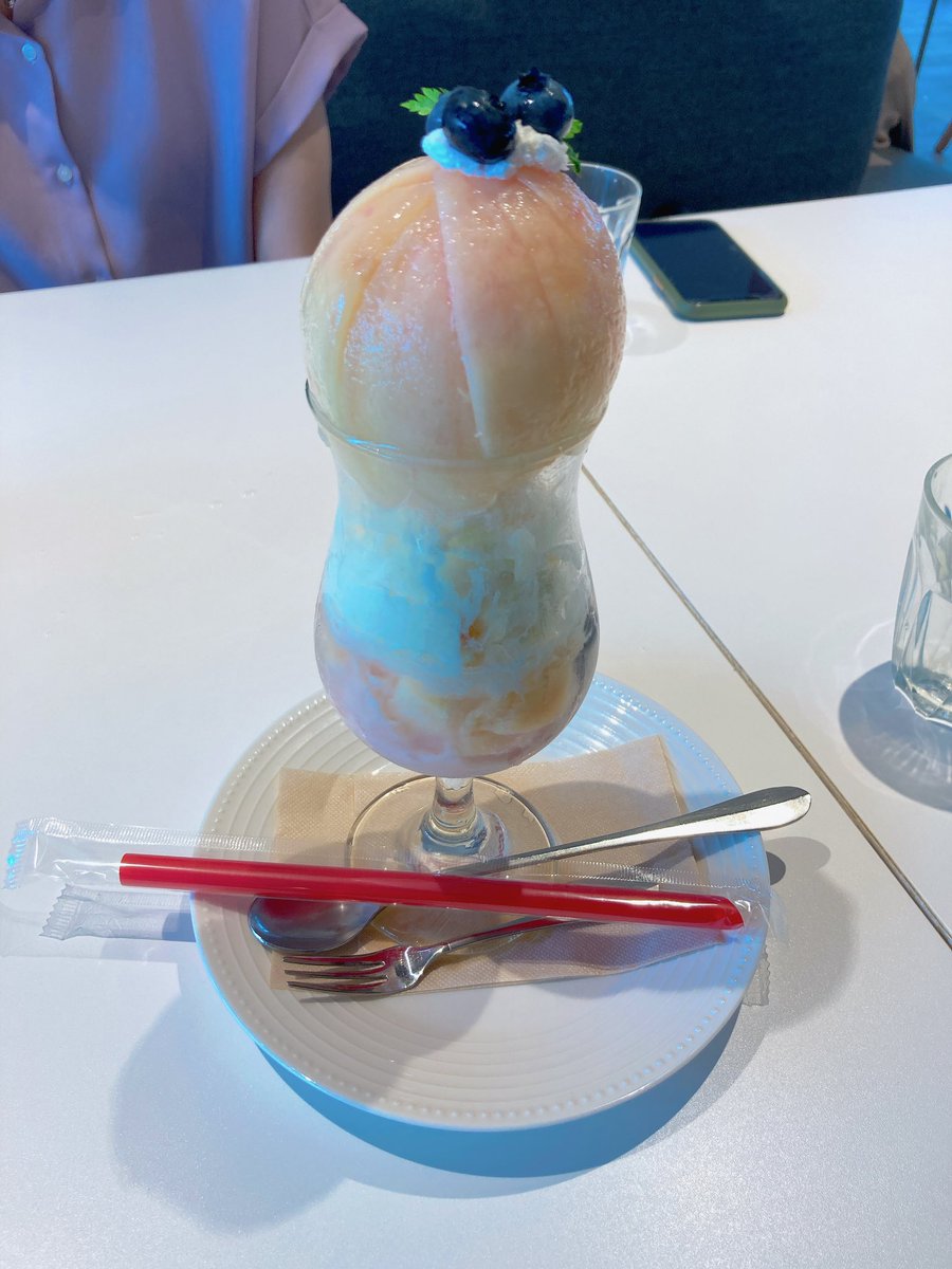 #フルーツピークス 
 #桃パフェ