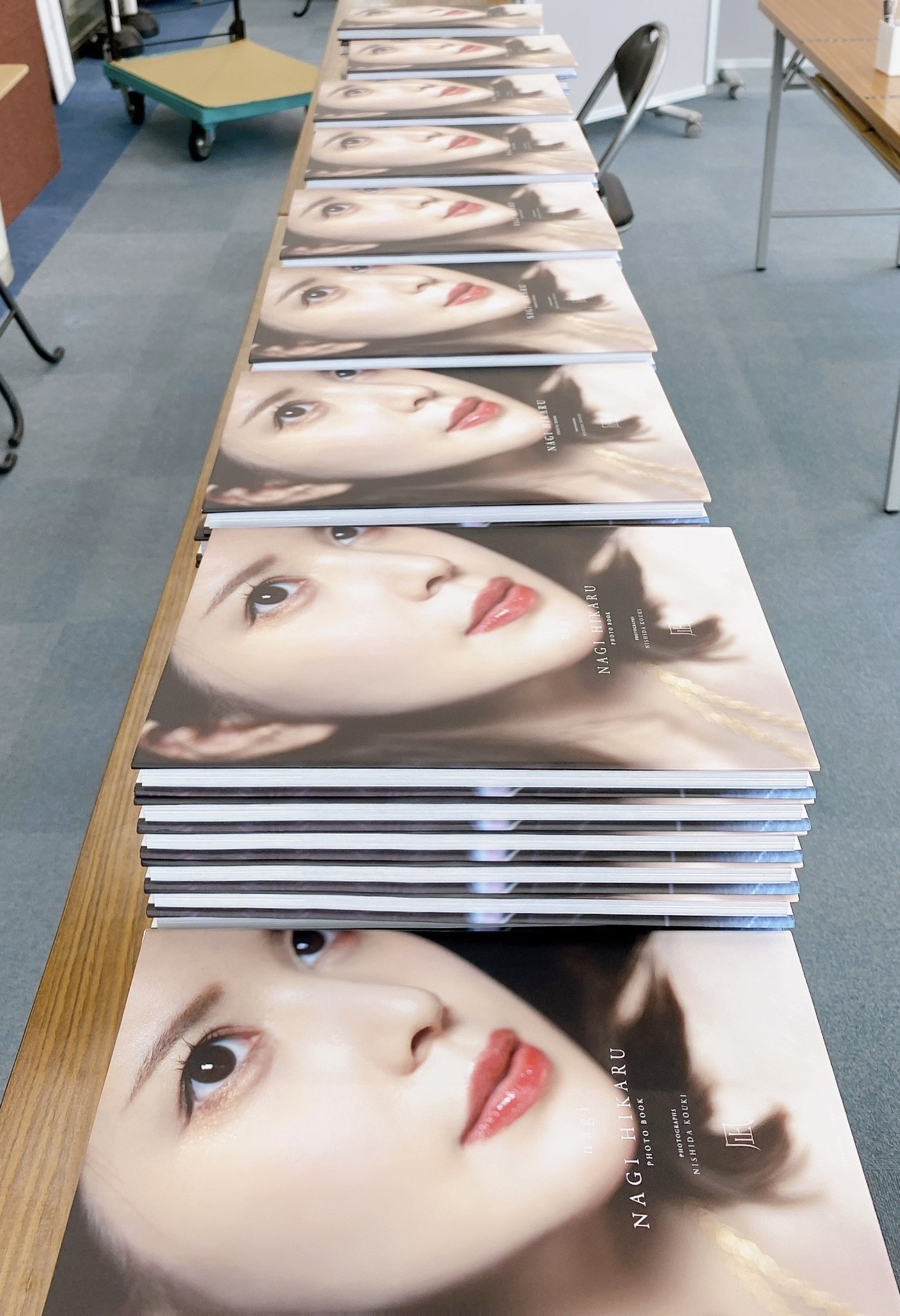 凪ひかる　直筆サイン入りチェキ 2026年最新】凪ひかる チェキの人気アイテム - メルカリ