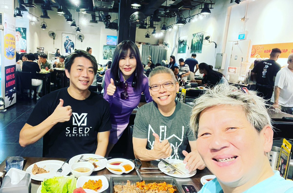 Lunch  @imkimkoreanbbq at SOTA , Discussion with Ian Gan @seedventures 
David Heng @gldasiacorporate 
Managing Partner, Global Leadership Dynamics Asia whom I met at World Economic Forum 2006 
Business partner @ernasorianto 

Always inspired to Chat about possible Collaborations