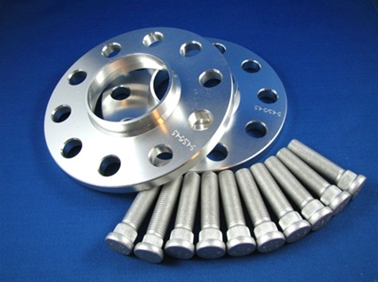 ezAccessory's tweet photo. You may increase the performance, style, and handling of your vehicle by adding wheel spacers. Do you want to purchase the best quality wheel spacers at a good price? 
☎️ 18005058758 
📷https://t.co/yy94EXMD9q https://t.co/OTB6fxPwOU