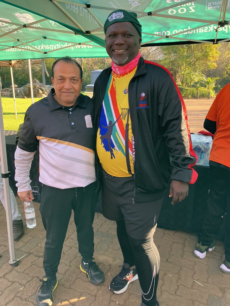 LubaMagwentshu's tweet photo. #FunRunWalk
#WeCare
#JoburgCares https://t.co/1hVfTfCgwN