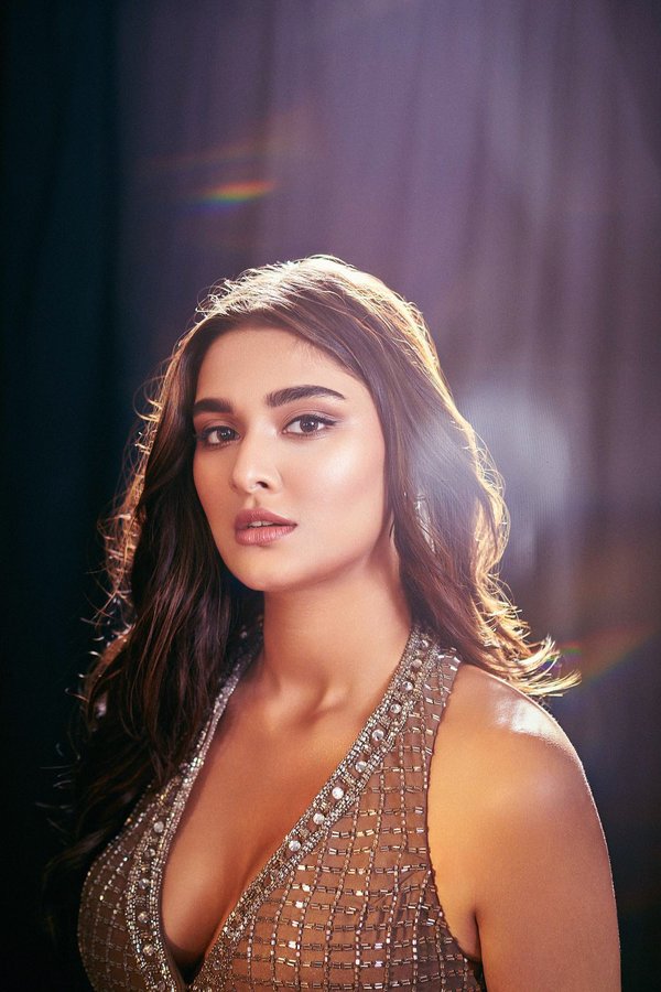 F0fvj5macAYvFeQ?format=jpg&name=900x900