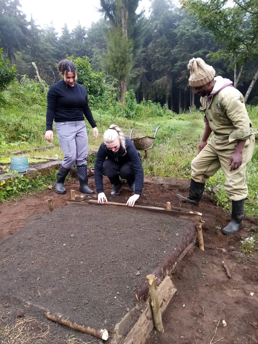 Kenvo94's tweet photo. Students from Buffalo State-US embarked on a #learning exchange at KENVO.
They explored the world of #conservation, gaining experience and valuable insights from KENVO team. Our #future conservationists are expanding their horizons and making a difference in our #world. 
#nature https://t.co/uJh0Lgzmcp