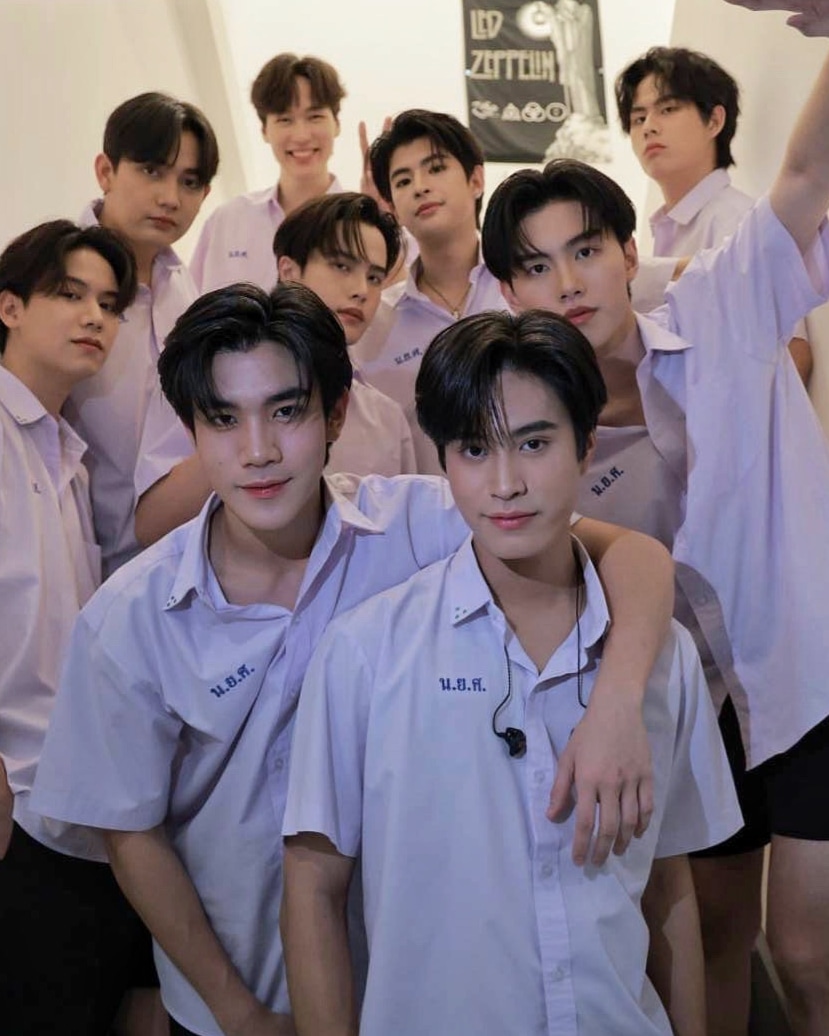 GMMTV's tweet photo. พร้อม 100% มาสนุกด้วยกันนะครับ
We are ready, let's have fun together.

#MySchoolPresidentFMTP
#GMMTV https://t.co/UApHWaQiZZ