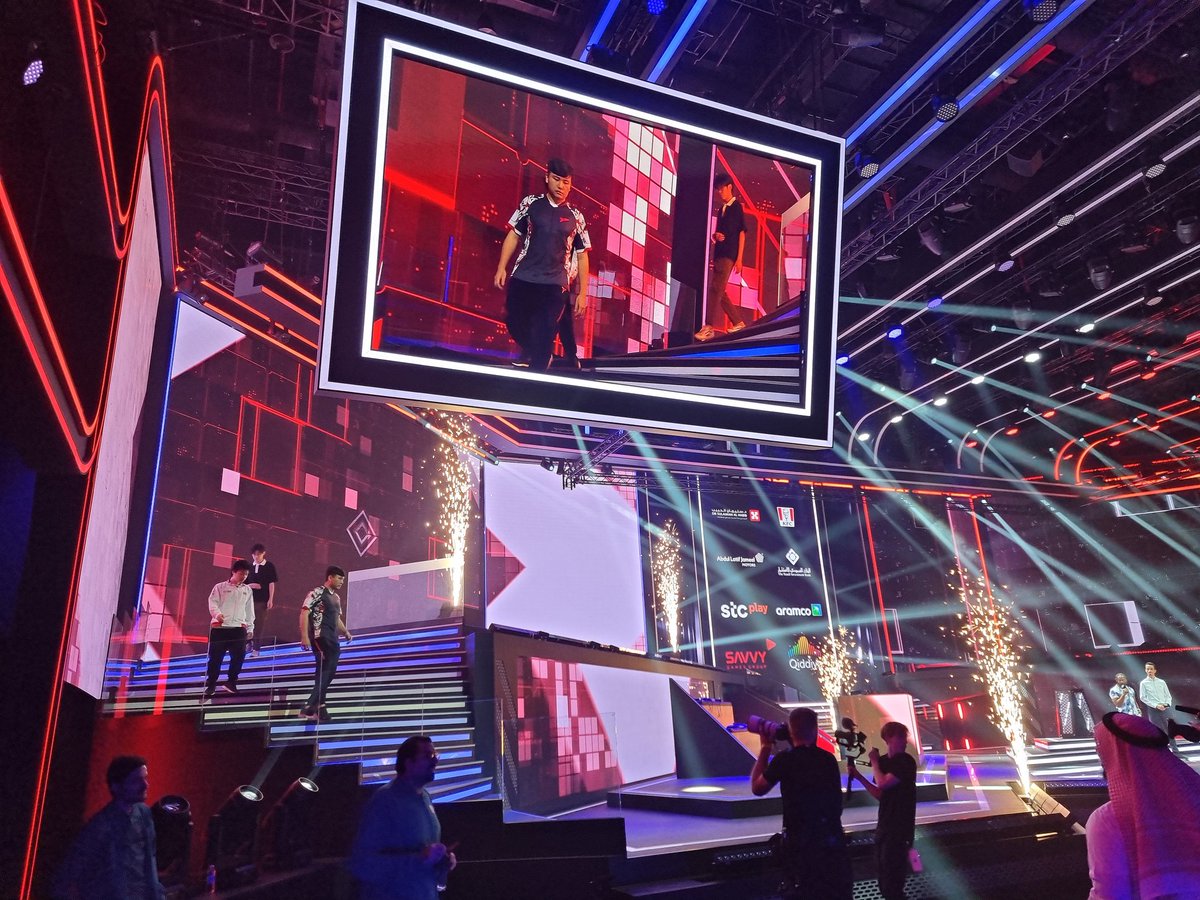 Simoneu01's tweet image. Third day of @Gamers8GG Tekken 7

@GrossGabry @Im_Steph12 @SageeFN @DrixMarcin @LaggerLB