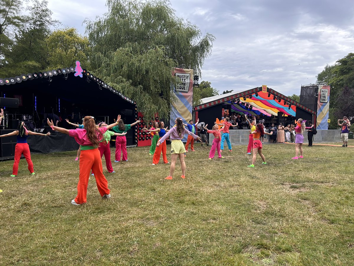 Megan Jones tweet media