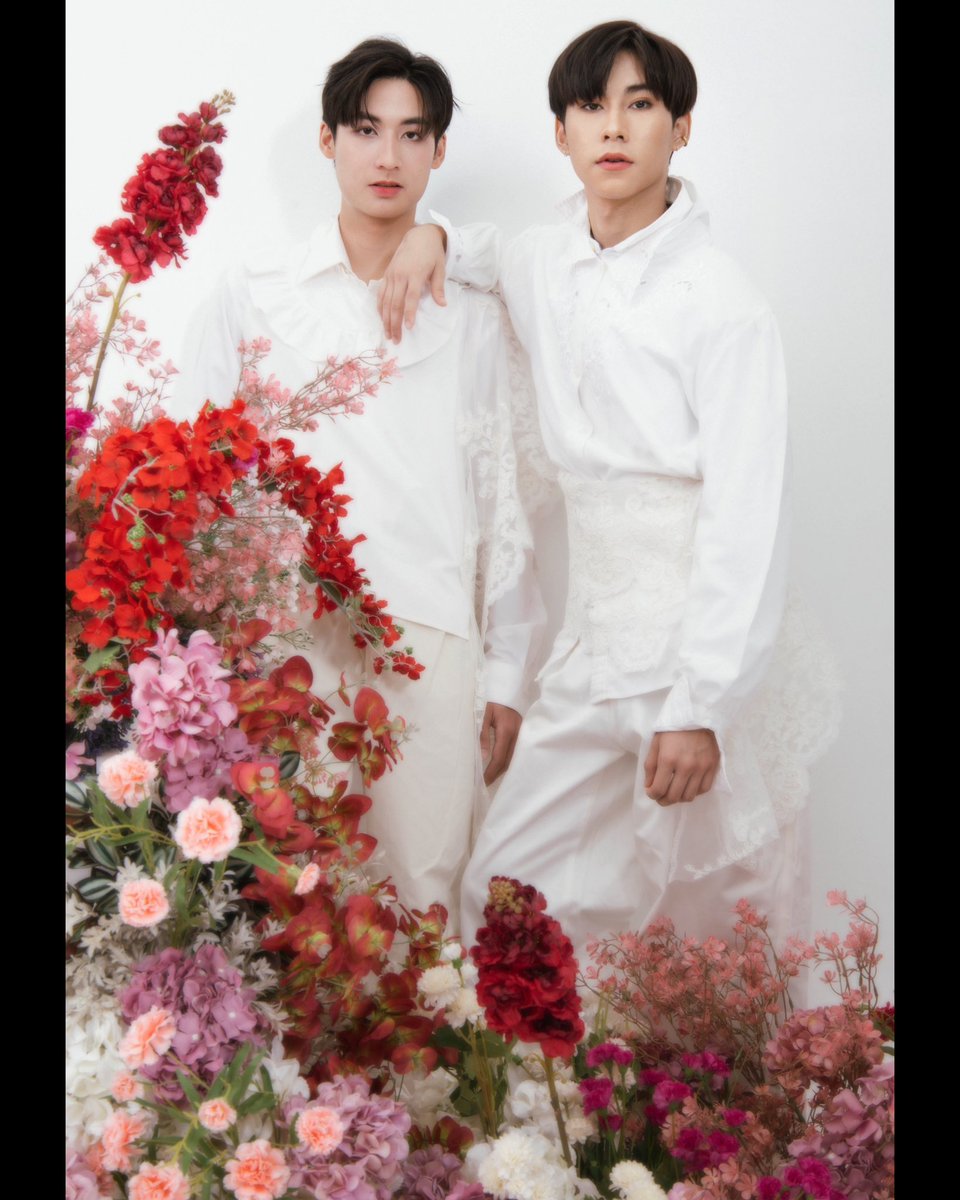 Boyyofgodseries's tweet photo. •TUNG• x •TRUE•
#BOG_GODs_GARDEN
#ARTIST_PROFILE
#BLOOM_LIKE_FLOWER #BOYYOFGODTHESERIES
#ลูกรักพระเจ้าเดอะซีรีส์ https://t.co/kUDOO6UTWO