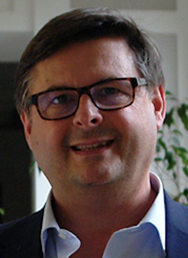 FOAMIberia's tweet photo. 📢 It is a great honour for us to announce our keynote speaker 🎤 Francisco Chinesta, full Professor of computational physics at ENSAM Institute of Technology (Paris, France), Honorary Fellow of the “Institut Universitaire de France” – IUF. Short bio: https://t.co/EboGrQF4ir https://t.co/HDVB2KkrLr