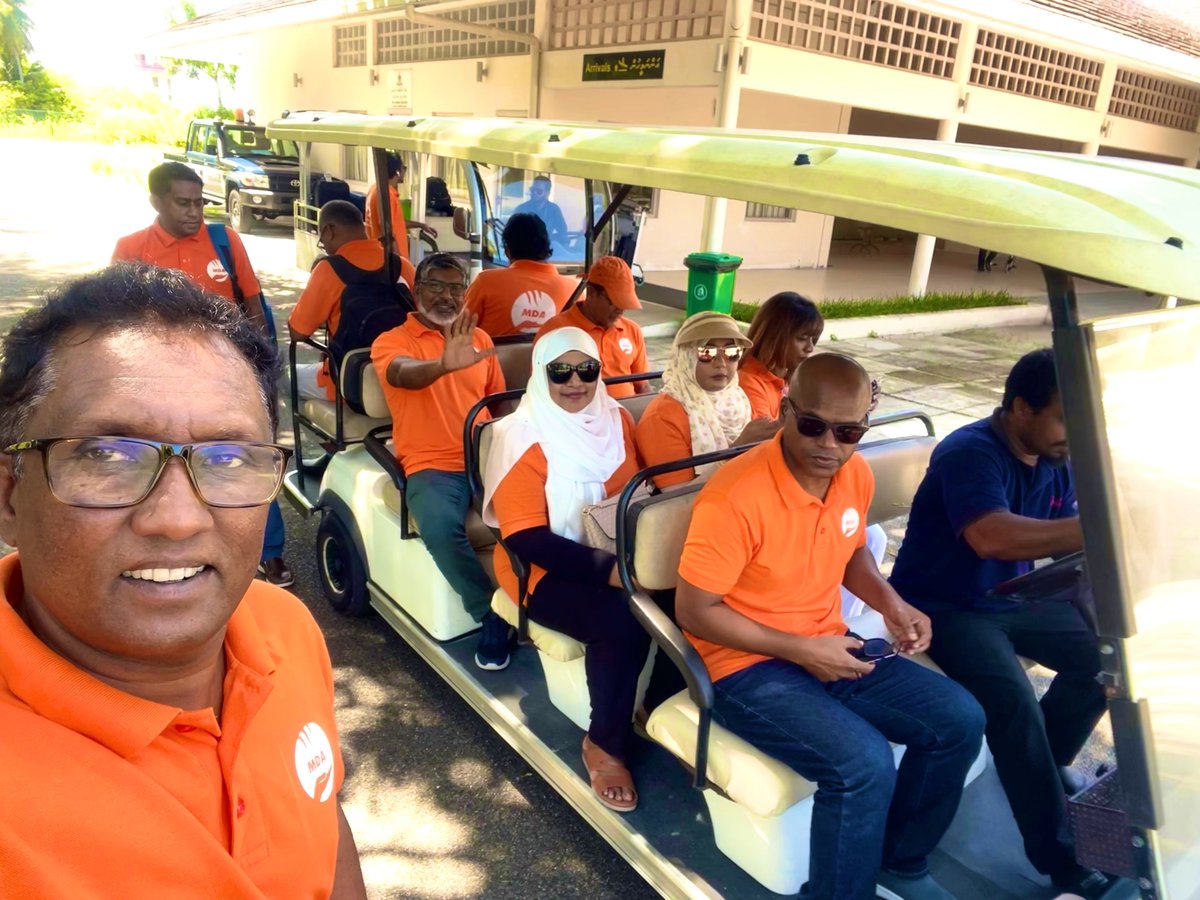 77،700 މެންބަރުންގެ ބިޔަ ބޮޑު ކޯލިޝަނާއެކު ރައީސް ސޯލިޙް ދެވަނަ ދަޢުރަކަށް އިންތިޚާބު ކުރުމަށް ފަށާ ވަރުގަދަ ކެންޕެއިންނަަށް ތައްޔާރު ވުމަށްޓަކާ ރ. ދުވާފަރުގައި އެމްޑީއޭ ގެ ލީޑަރޝިޕް ބޭފުޅުން ހަރަކާތްތެރި ވާންފަށައި #Ibu2023 #MyShareToMyCountry #MDA #UfaaveriAmaanRaajje