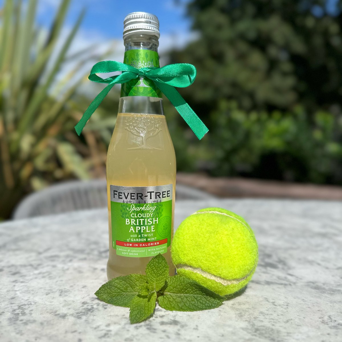 WindmillClapham's tweet photo. Get your Brit on this weekend ๐๐ฌ๐ง who are you supporting?
#wimbledon #cloudyapple #youngspubs https://t.co/CHXA47ZaCV